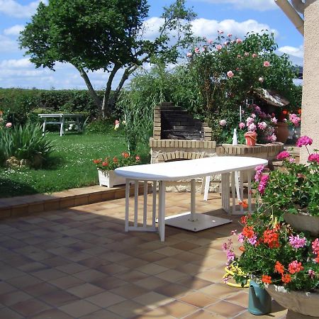 La Petite Maison - L'Ouche Charlot Maux ภายนอก รูปภาพ